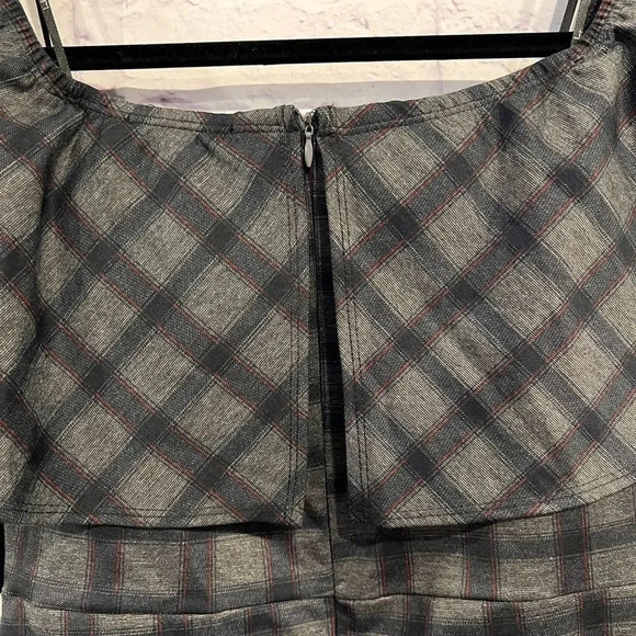 Lulus Small Town‎ Girl Grey Plaid Off-the-Shoulder Bodycon Dress Size XL New - Picture 5 of 11